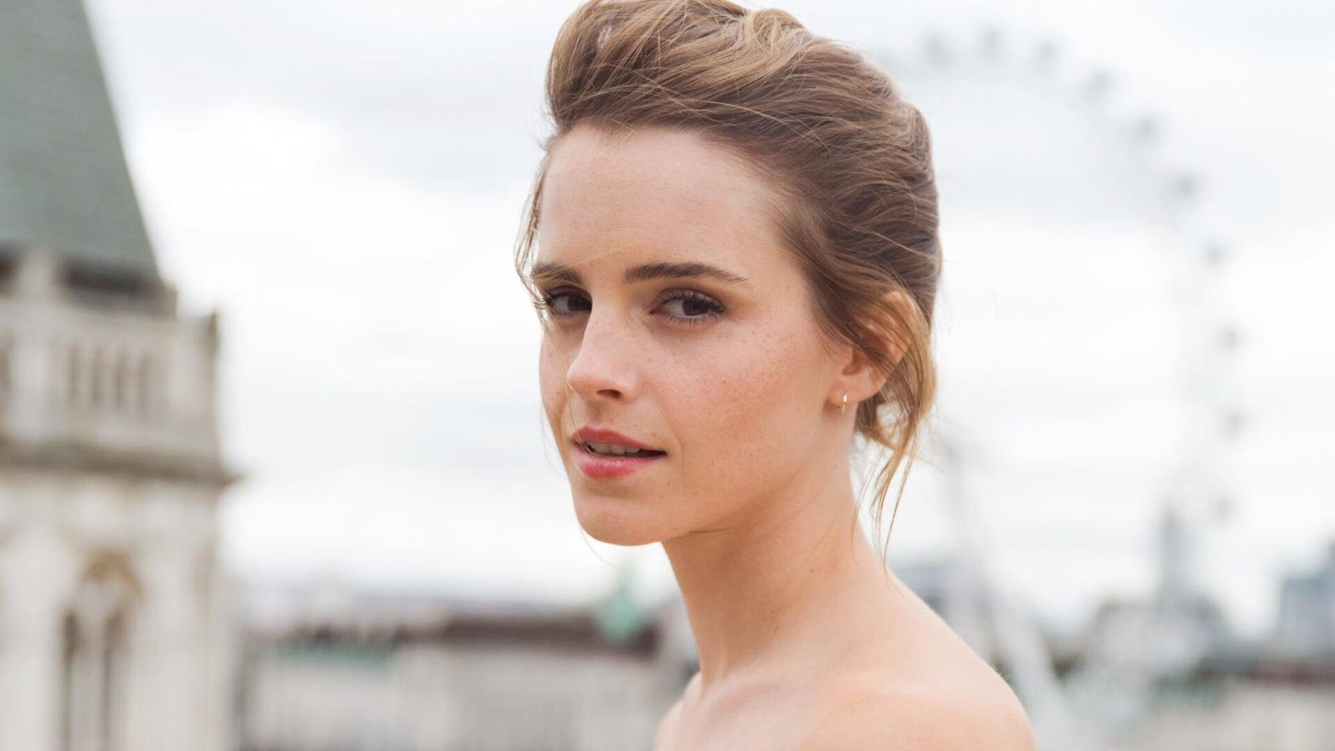 跨越空间的决斗，76人巅峰对决胜出开拓者，字母哥成为关键先生