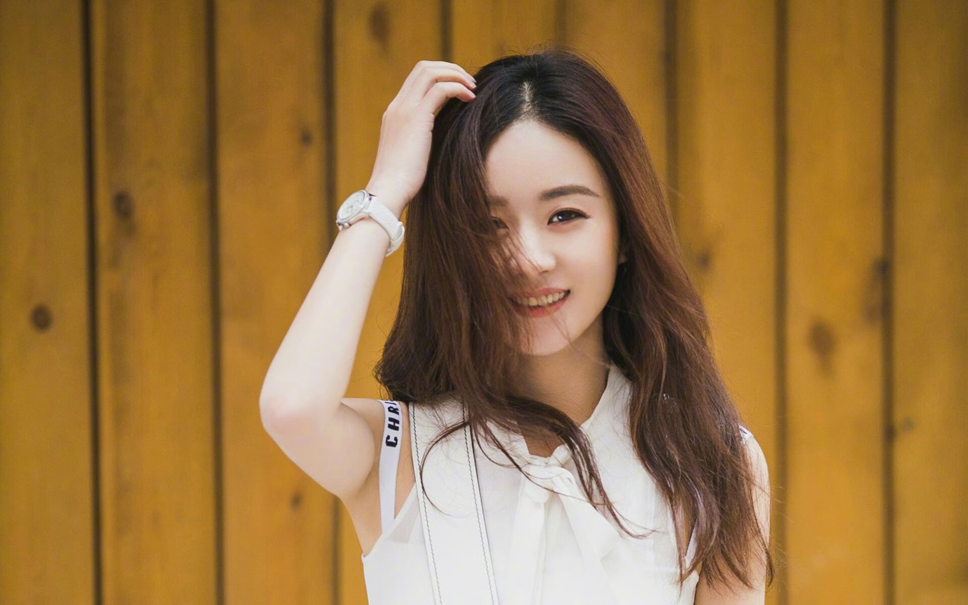 当2米24的外星人张开五指，文班亚马用防守统治攻防，老鹰最后七分钟逆转黄蜂